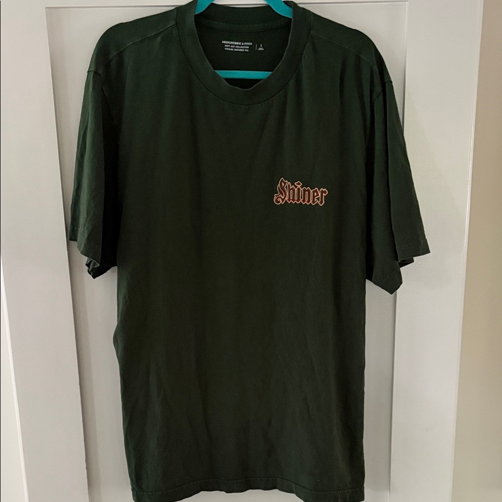 Abercrombie & Fitch Men’s Green Crewneck Tee with Shiner Beer Graphic
